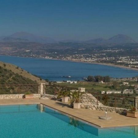 Arbutus - Relaxing Apartment With Fantastic Views Georgioupoli Esterno foto