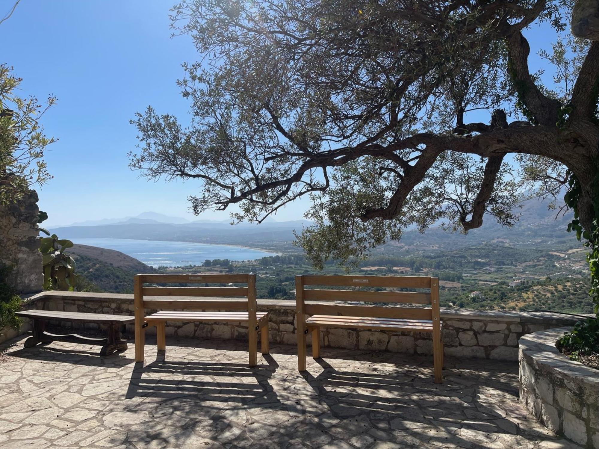 Arbutus - Relaxing Apartment With Fantastic Views Georgioupoli Esterno foto